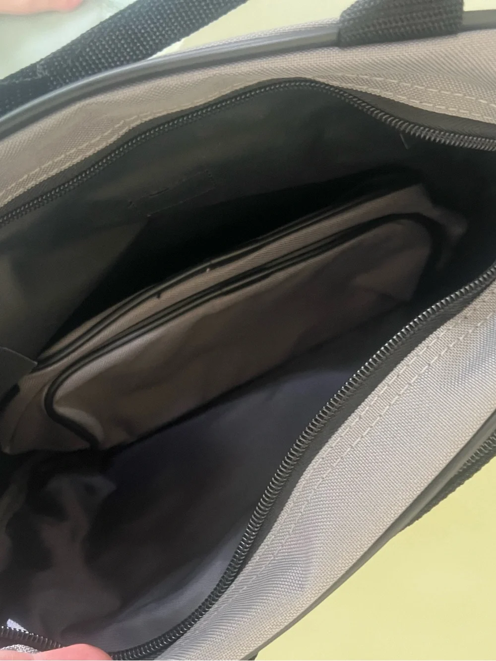 TAG Gray Men's Travel/Work Bag